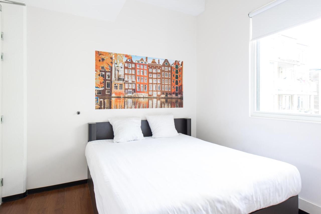 Easyhotel Amsterdam City Centre South Exterior photo